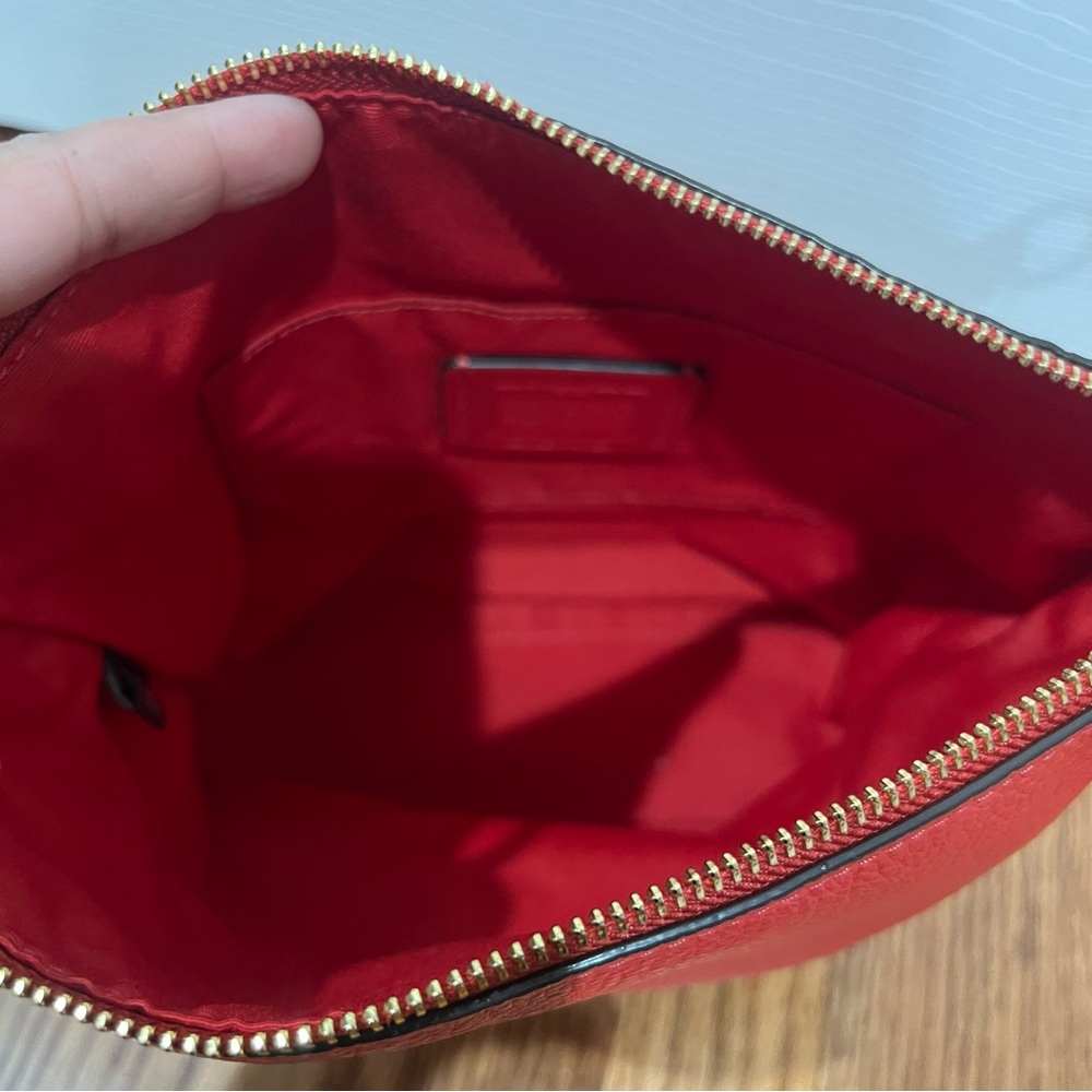 Coach red pebbled leather bag - Picture 16 of 16